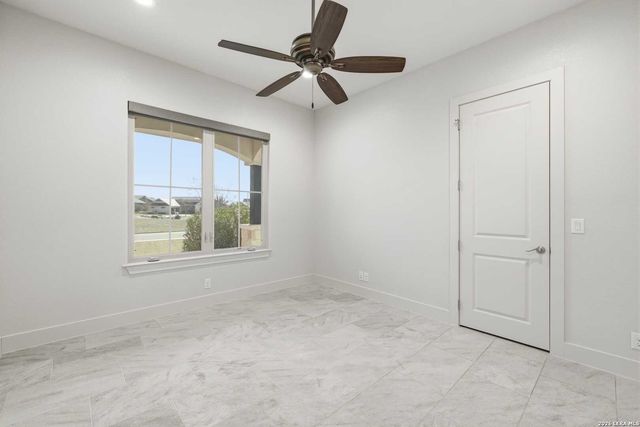 1020 Cielo Dr, Kerrville, TX 78028