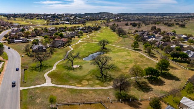 1020 Cielo Dr, Kerrville, TX 78028