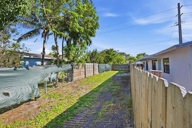 629 NE 36th Street, Oakland Park, FL 33334