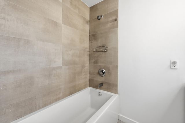 629 NE 36th Street, Oakland Park, FL 33334