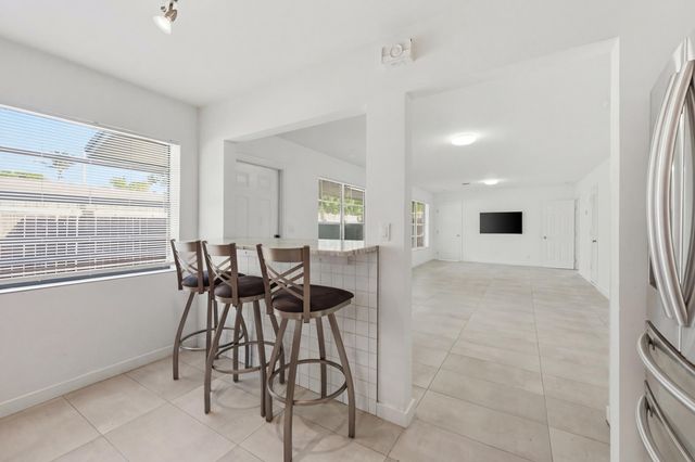 629 NE 36th Street, Oakland Park, FL 33334