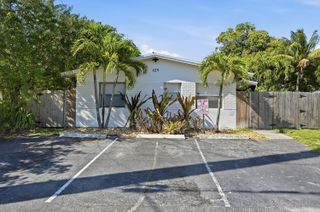 629 NE 36th Street, Oakland Park, FL 33334