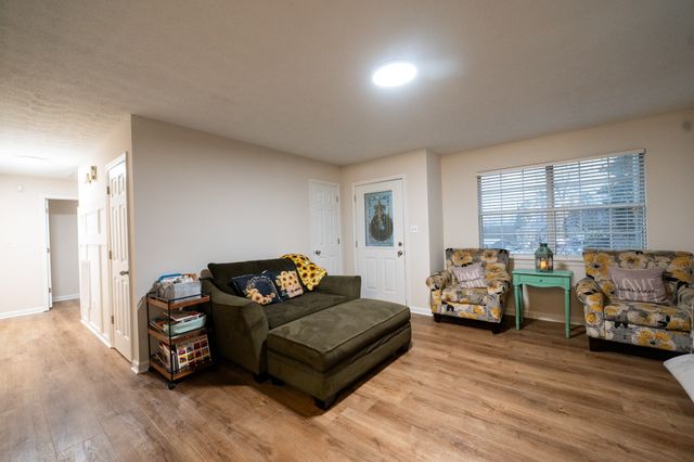 136 Campbell Cir, Ringgold, GA 30736