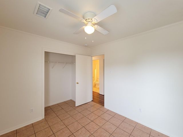 11810 Rolling Stream Drive, Tomball, TX 77375