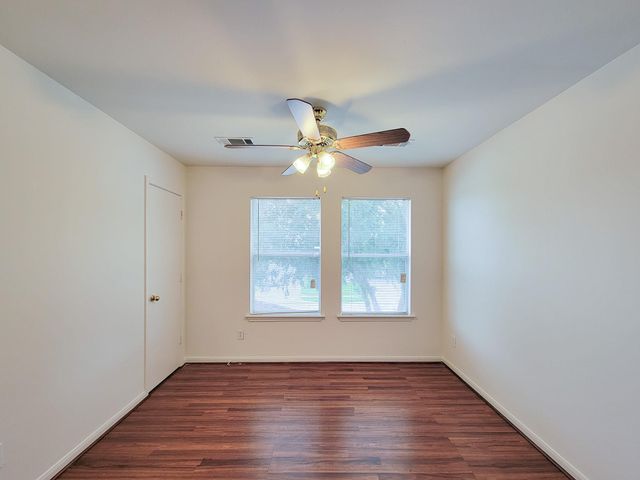 11810 Rolling Stream Drive, Tomball, TX 77375