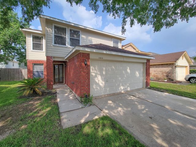11810 Rolling Stream Drive, Tomball, TX 77375
