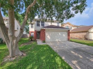 11810 Rolling Stream Drive, Tomball, TX 77375