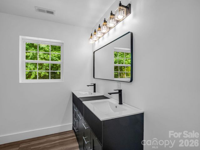 221 New Hampshire Street, Spindale, NC 28160