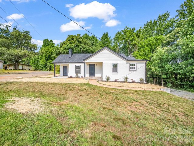 221 New Hampshire Street, Spindale, NC 28160
