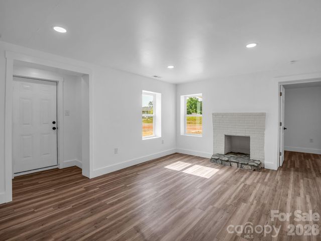 221 New Hampshire Street, Spindale, NC 28160