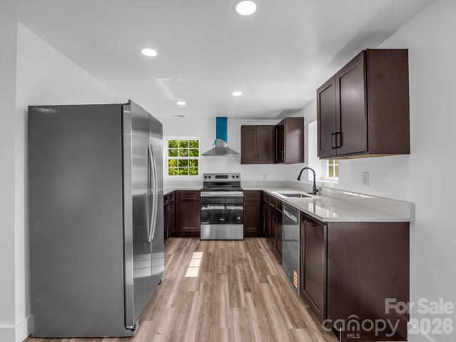 221 New Hampshire Street, Spindale, NC 28160