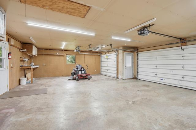 1366 E Us Highway 33 -57, Churubusco, IN 46723