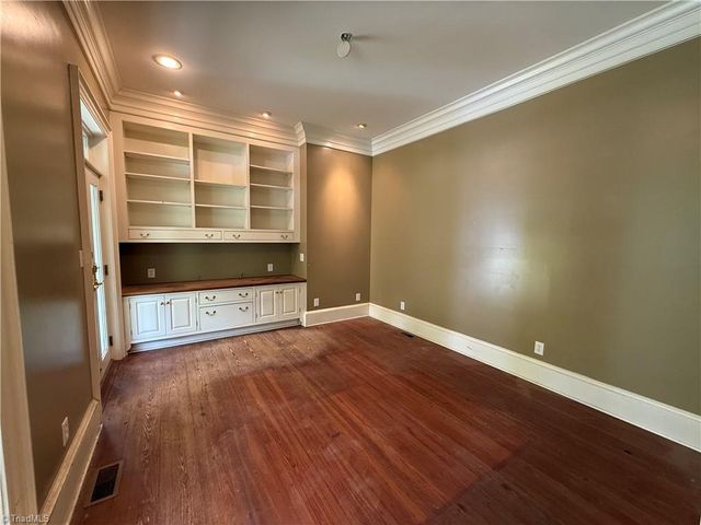 600 Barney Road, High Point, NC 27265