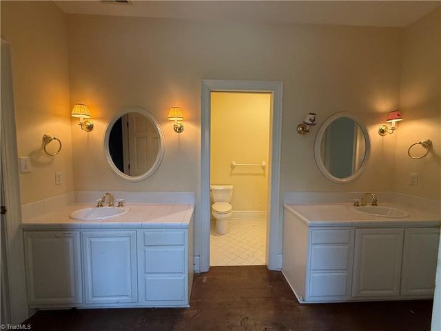 600 Barney Road, High Point, NC 27265