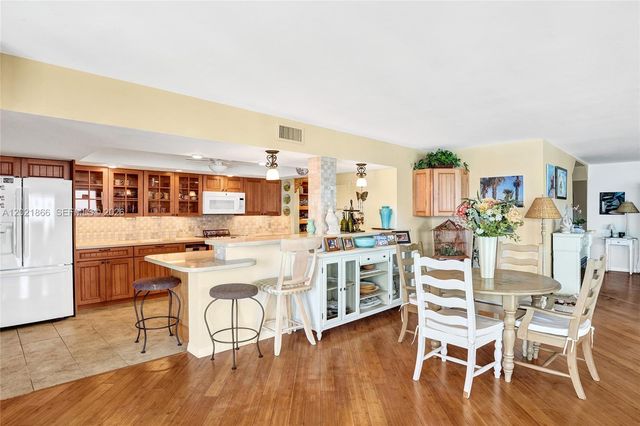 1800 S Ocean Blvd Apt 1012, Lauderdale By The Sea, FL 33062