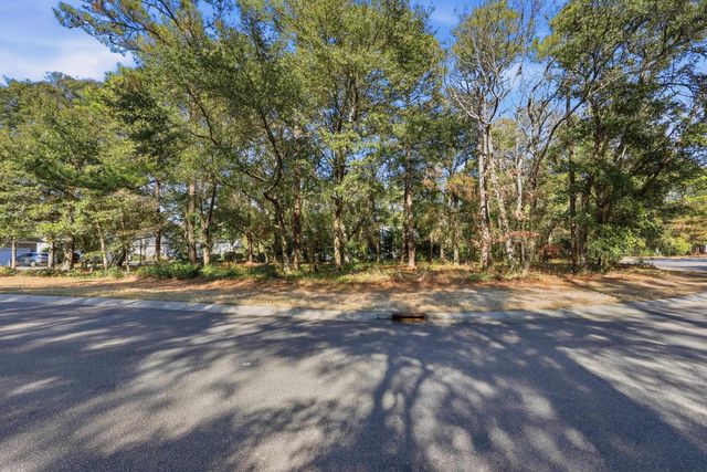 4724 Bucks Bluff Dr., North Myrtle Beach, SC 29582