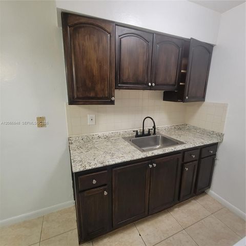 1708 N 16th Avenue 3, Hollywood, FL 33020