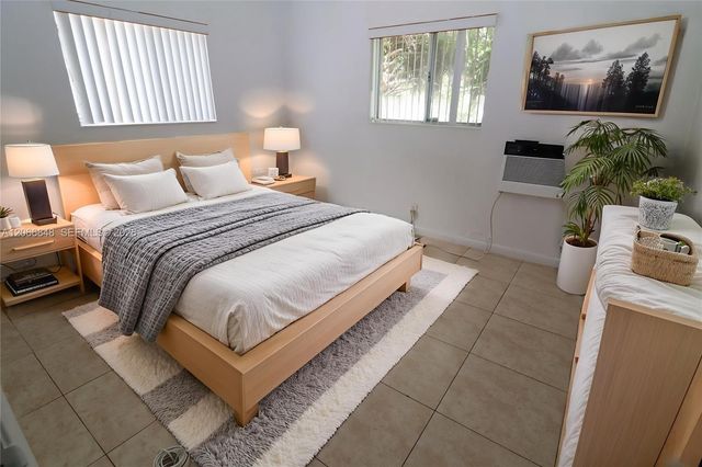 1708 N 16th Avenue 3, Hollywood, FL 33020