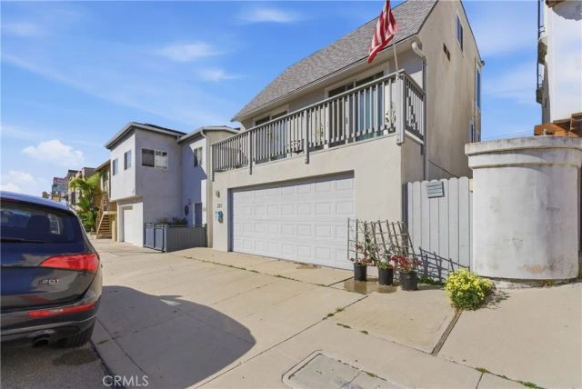 331 Manhattan Avenue, Hermosa Beach, CA 90254