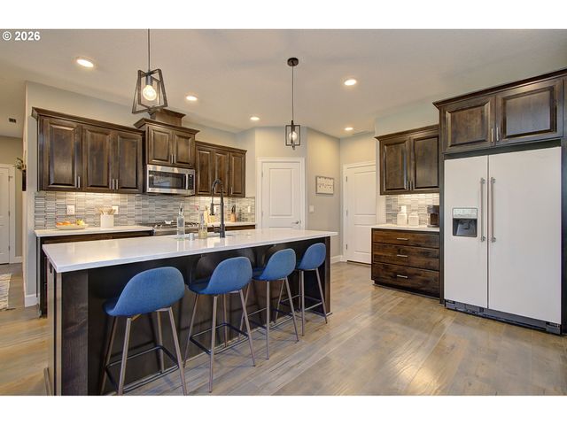 7500 Ne 211TH Cir, Battle Ground, WA 98604