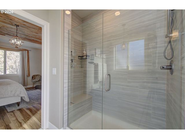 7500 Ne 211TH Cir, Battle Ground, WA 98604