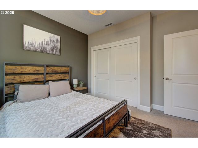 7500 Ne 211TH Cir, Battle Ground, WA 98604