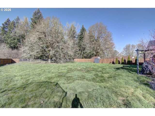 7500 Ne 211TH Cir, Battle Ground, WA 98604