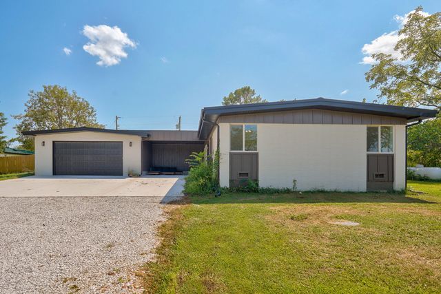 5776 E Farm Rd 168, Rogersville, MO 65742
