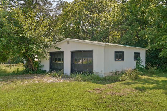 5776 E Farm Rd 168, Rogersville, MO 65742