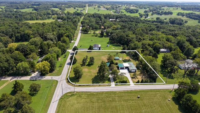 5776 E Farm Rd 168, Rogersville, MO 65742