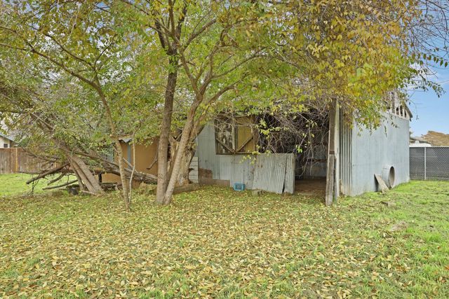 307 Joseph Rd, Manteca, CA 95336