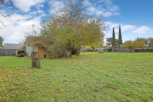 307 Joseph Rd, Manteca, CA 95336