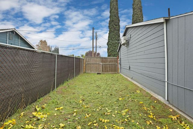 307 Joseph Rd, Manteca, CA 95336