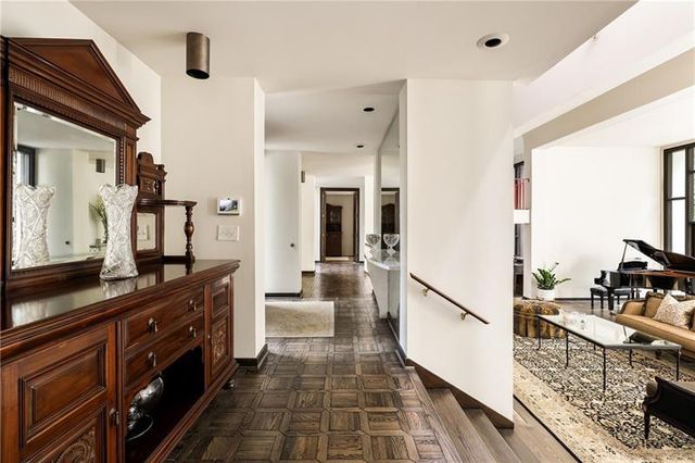 9650 Coleman Road, Roswell, GA 30075