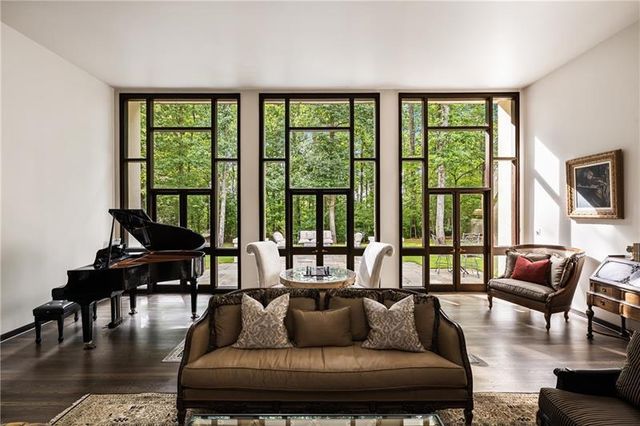 9650 Coleman Road, Roswell, GA 30075