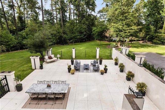 9650 Coleman Road, Roswell, GA 30075