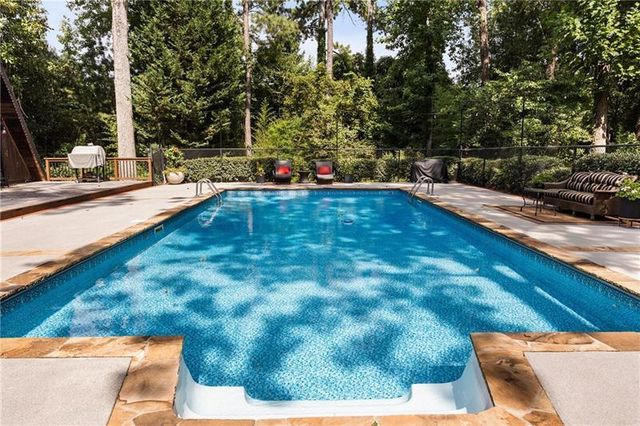 9650 Coleman Road, Roswell, GA 30075