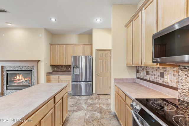 12034 AUTUMN SUNRISE Drive, Jacksonville, FL 32246