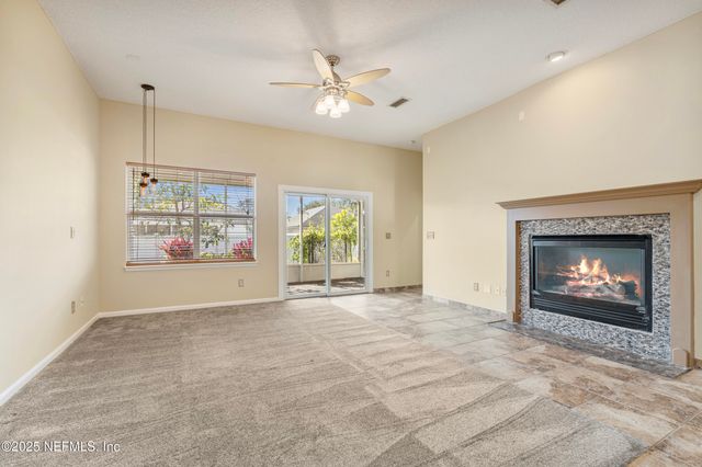 12034 AUTUMN SUNRISE Drive, Jacksonville, FL 32246