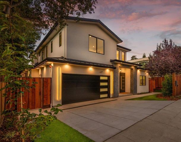 3841 Alameda De Las Pulgas, Menlo Park, CA 94025