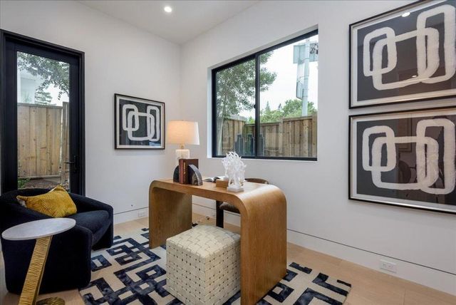 3841 Alameda De Las Pulgas, Menlo Park, CA 94025