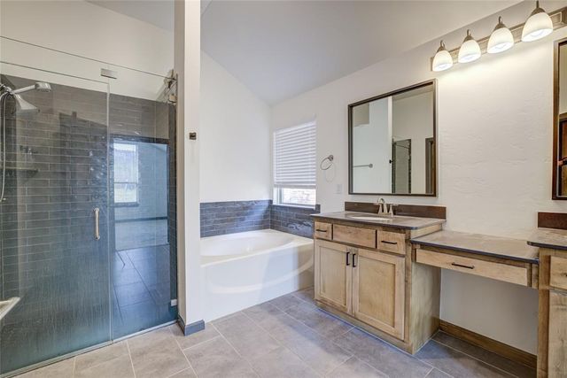 3911 Black Mesa Road, Norman, OK 73071