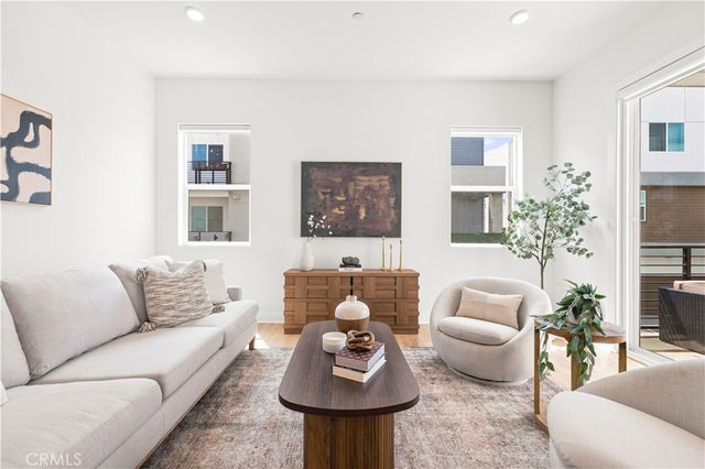 27212 Diamond Peak Lane 203, Valencia, CA 91381
