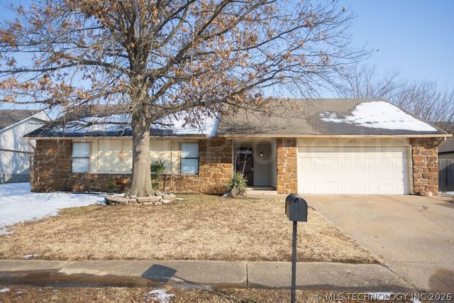 1217 S 33rd Street, Broken Arrow, OK 74014
