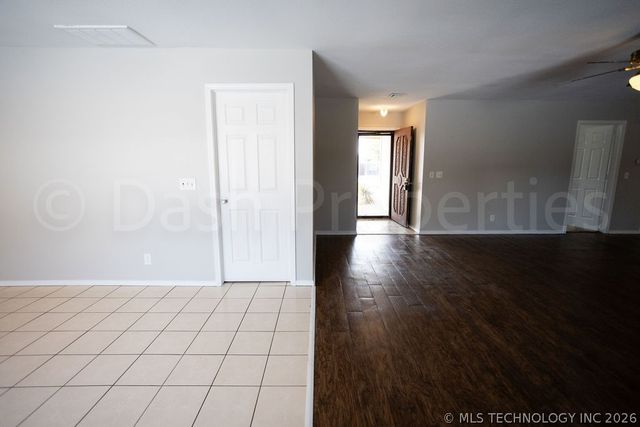 1217 S 33rd Street, Broken Arrow, OK 74014