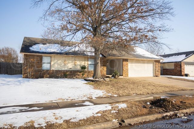 1217 S 33rd Street, Broken Arrow, OK 74014