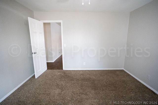 1217 S 33rd Street, Broken Arrow, OK 74014