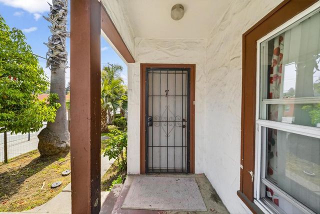 315 Ocean Street, Santa Cruz, CA 95060