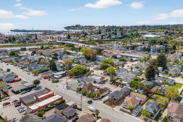 315 Ocean Street, Santa Cruz, CA 95060