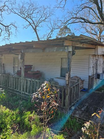 1188 Sportsman Drive, Trinity, TX 75862